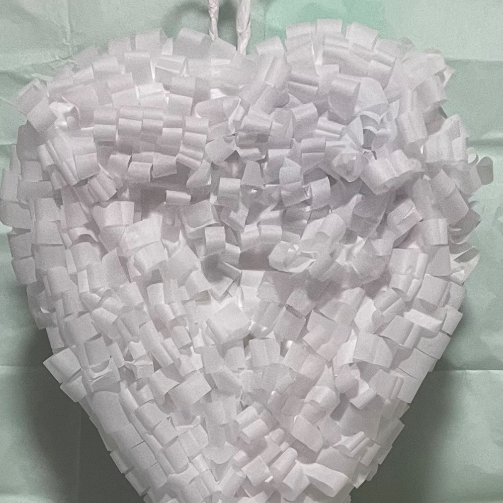 White Heart Pinata 15 x 12 x 6